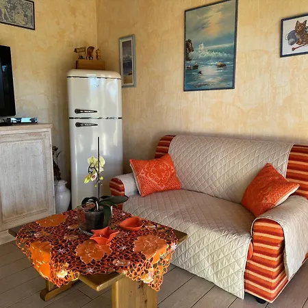 Casetta Vittoria 펜션 *